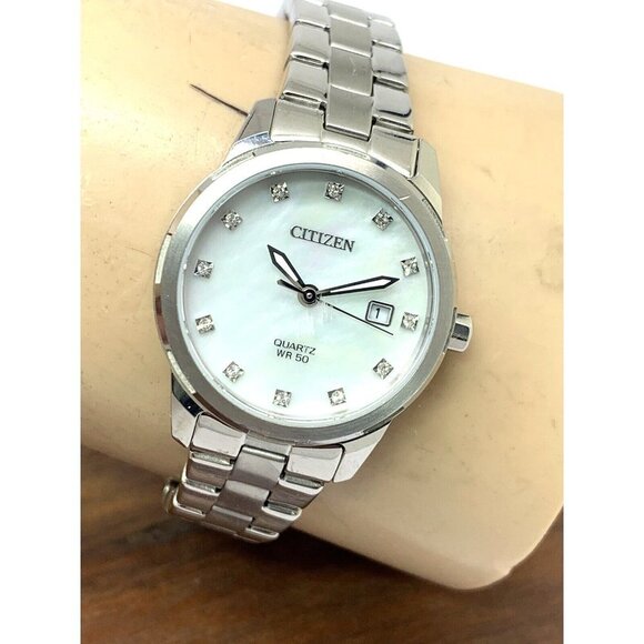 Citizen Women\'s Watch G011-S114276 Quartz Silver Steel 28mm Mother of Pe… main image 5